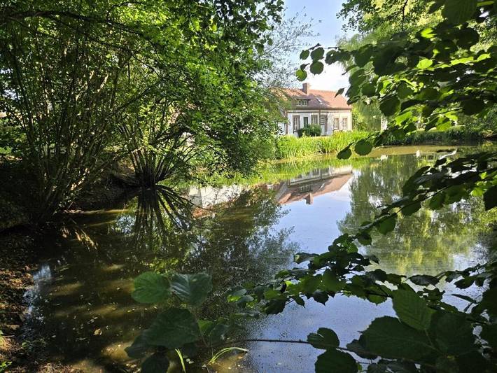 Location de vacances pour 6 personnes, avec Jacuzzi à Chéronvilliers