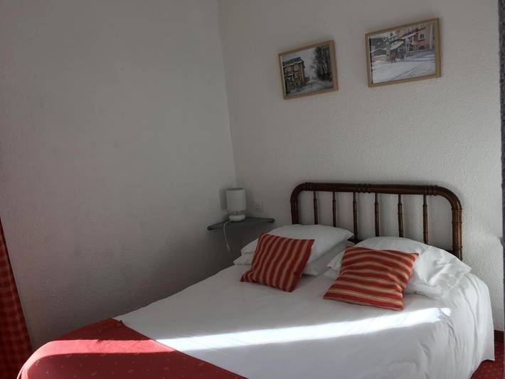 Location de vacances pour 4 personnes, avec jardin ainsi que vue et terrasse à Latour-de-Carol - 2