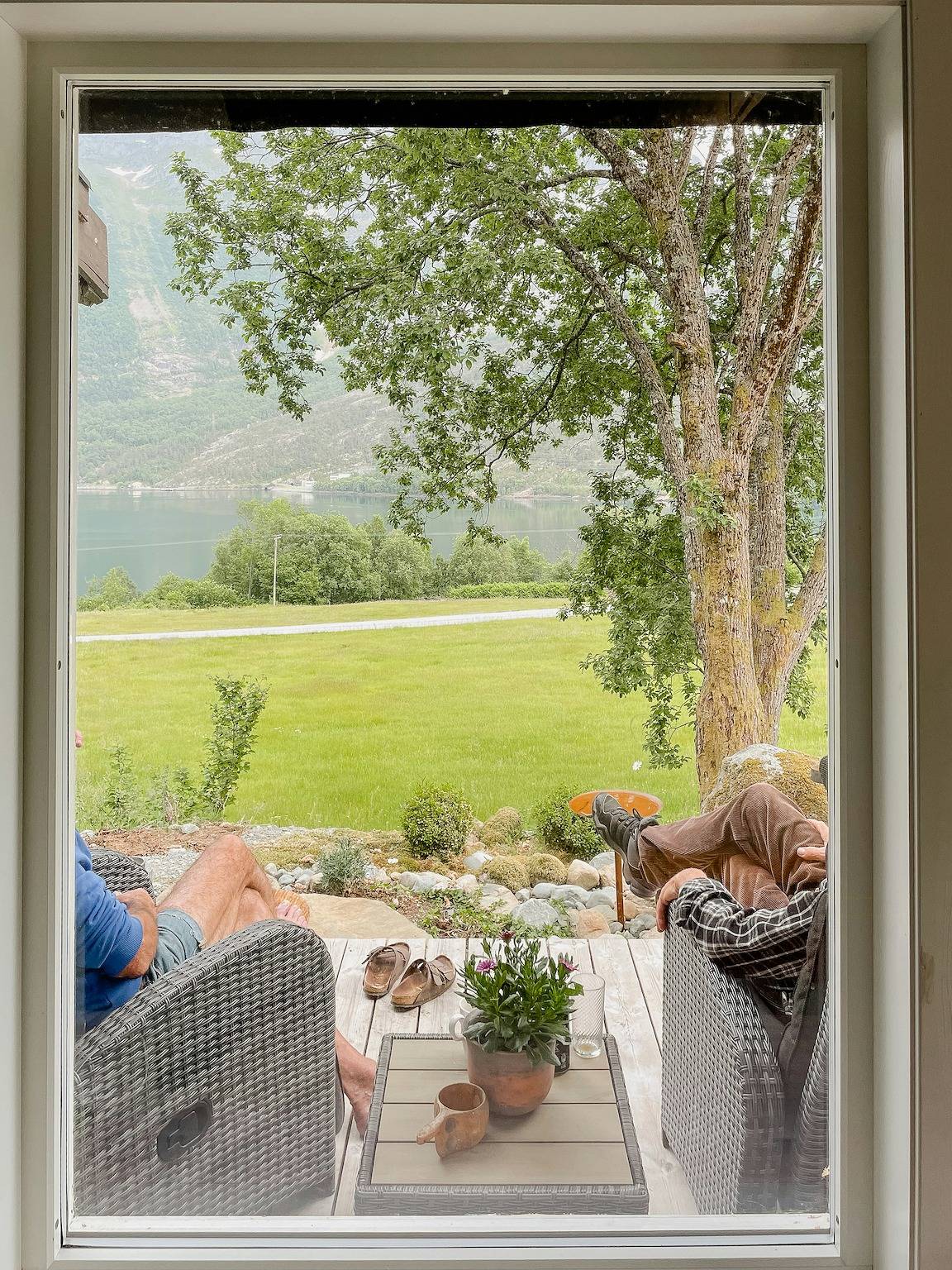 Gemütliche und moderne Hütte in Westnorwegen mit Aussicht in Bremanger