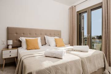 Villa for 10 People in Planos, Zakynthos, Photo 1