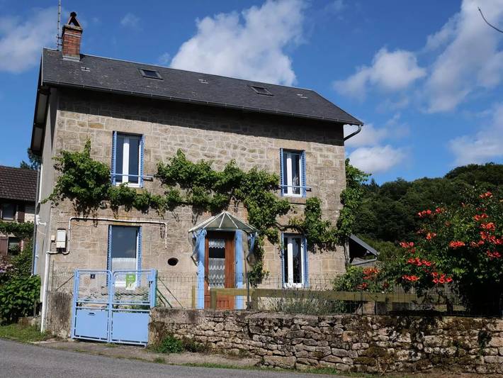 Gîte pour 5 personnes, avec Terrasse et Jardin