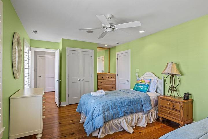 Vacation rental for 12 people, with balcony in Atlantic Beach