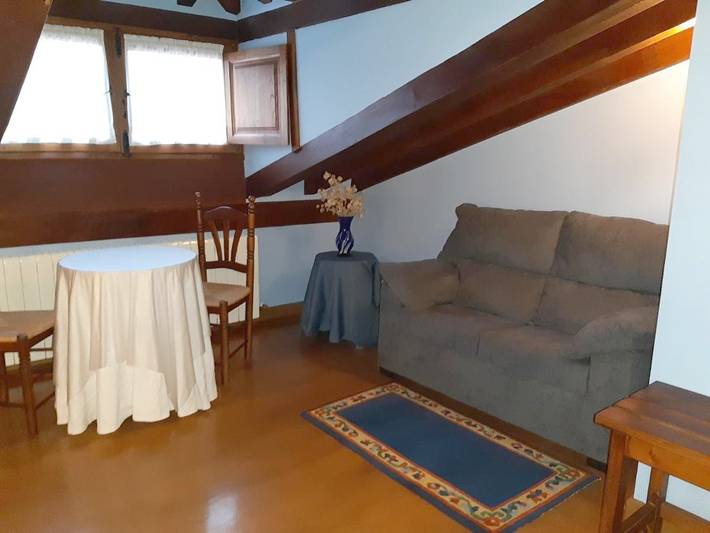 Casa rural para 2 personas, con terraza además de jardín y vistas en Parque Nacional de Los Picos de Europa - 2