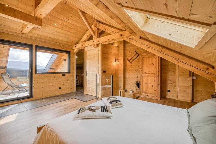 Gîte pour 5 personnes, avec Balcon et Terrasse ainsi que Jardin et Vue dans Épagny-Metz-Tessy