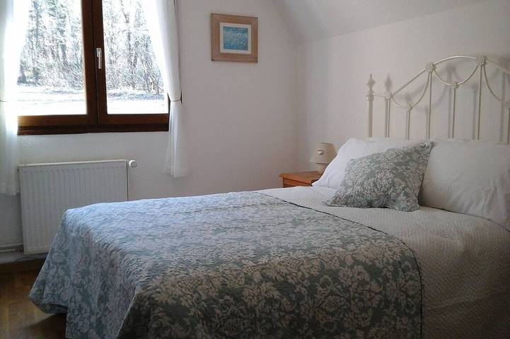 Location de vacances pour 8 personnes, avec jardin à Sergeac - 2