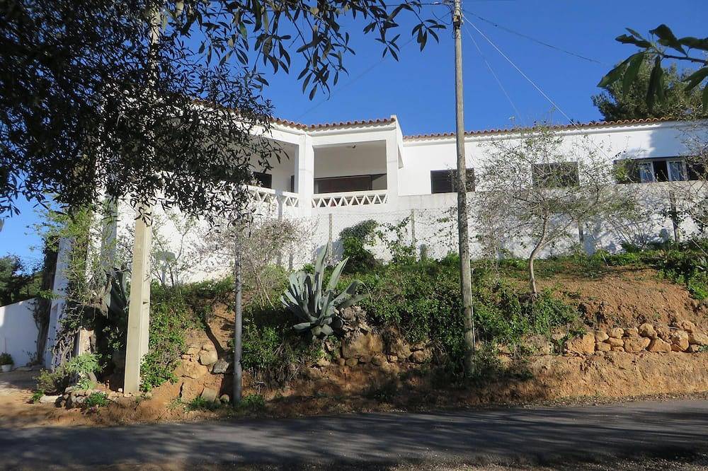 Villa mit eigenem Pool und Meerblick in Lagos, Faro Distrikt