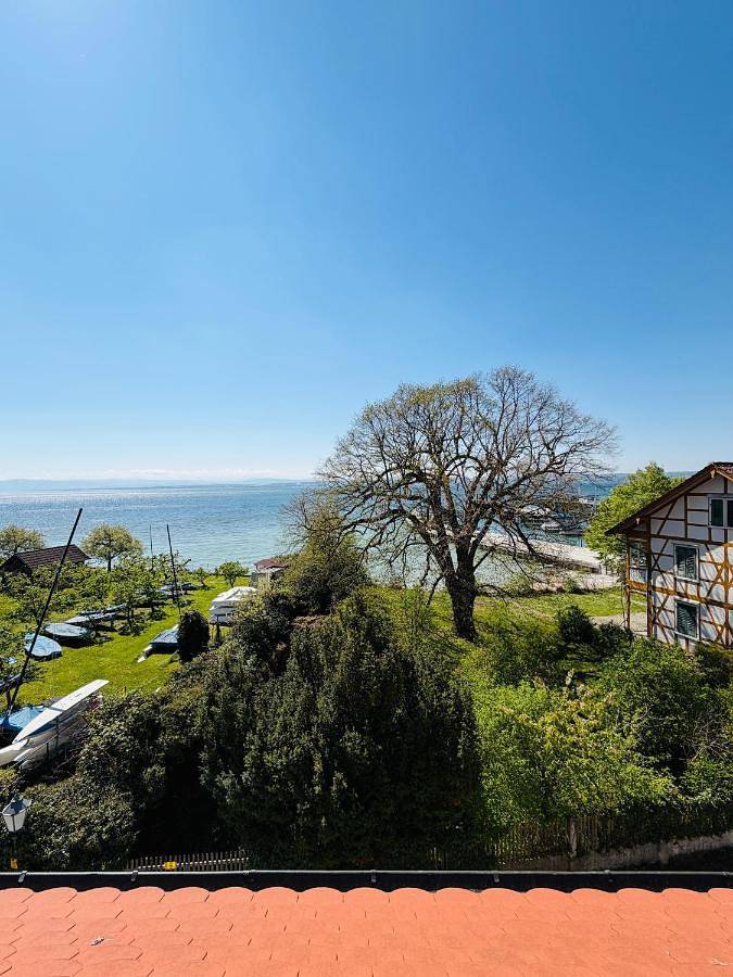 Ferienwohnung für 2 Personen, mit Terrasse und Garten sowie Seeblick und Ausblick in Hagnau am Bodensee - 2