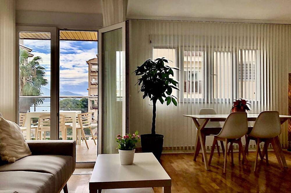 Appartamento intero, Great Apartment with swimming pool in the best Altea Beach Area in Town of Altea, Altea Spagna