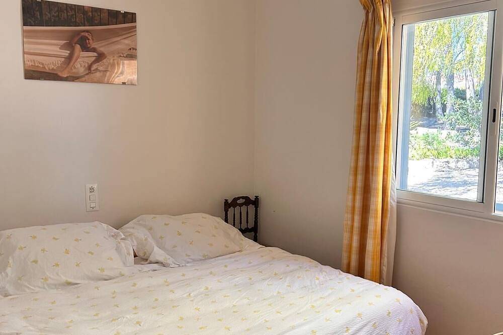 Magnificent villa for 10 people with very large swimming pool and tennis court in Játiva, Provincia de Valencia