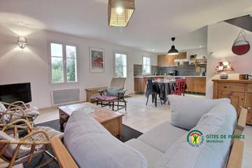 Gîte pour 5 personnes, avec jardin à Locmaria