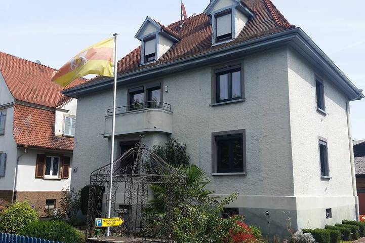 Ferienwohnung für 6 Personen, mit Balkon und Garten in Kenzingen