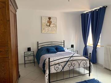Gîte pour 8 personnes, avec terrasse à Charly-sur-Marne