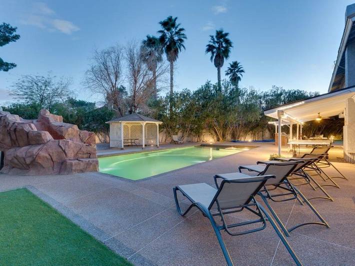 Villa pour 5 personnes, avec vue ainsi que jardin et piscine à Las Vegas - 4