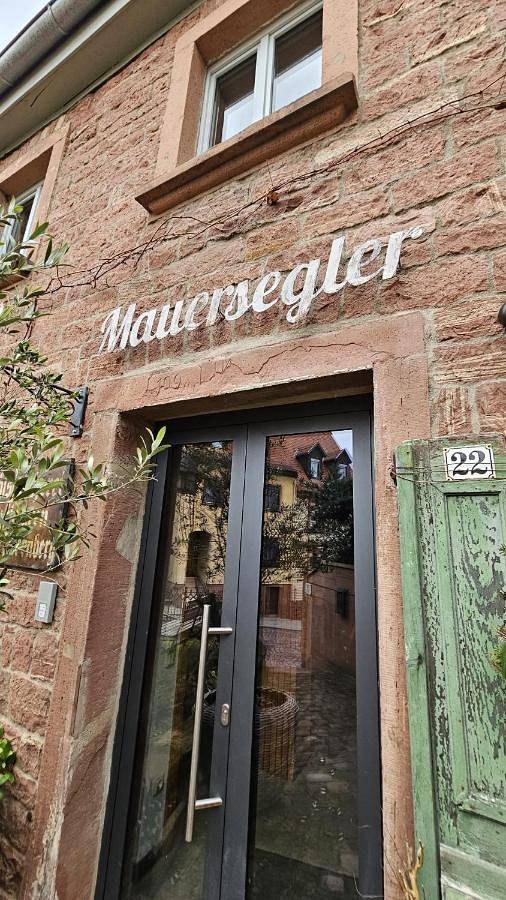 Ferienwohnung für 2 Personen, mit Terrasse und Garten sowie Ausblick in Miltenberg - 2