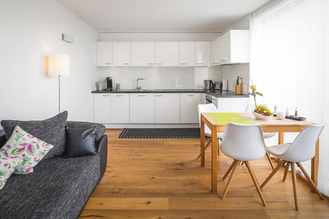 Apartamento entero, Moderno apartamento vacacional "Dreiländereck 1" con terraza privada y Wi-Fi in Hörbranz, Bodensee-Vorarlberg