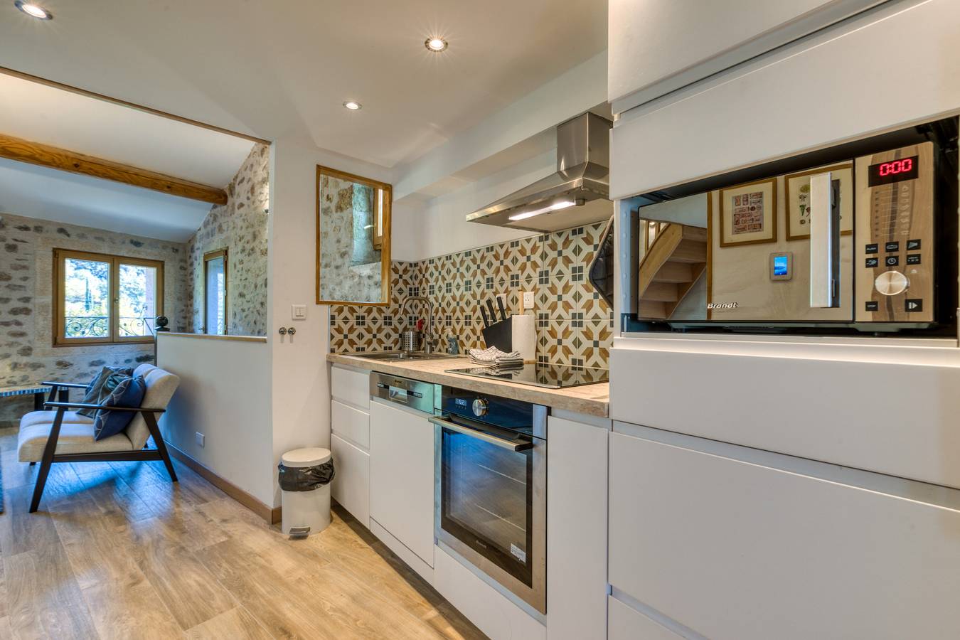 Gîte de la Rivière, preciosa casa de pueblo (con estudio de artista) in Villemagne-l'Argentière, Region de Béziers