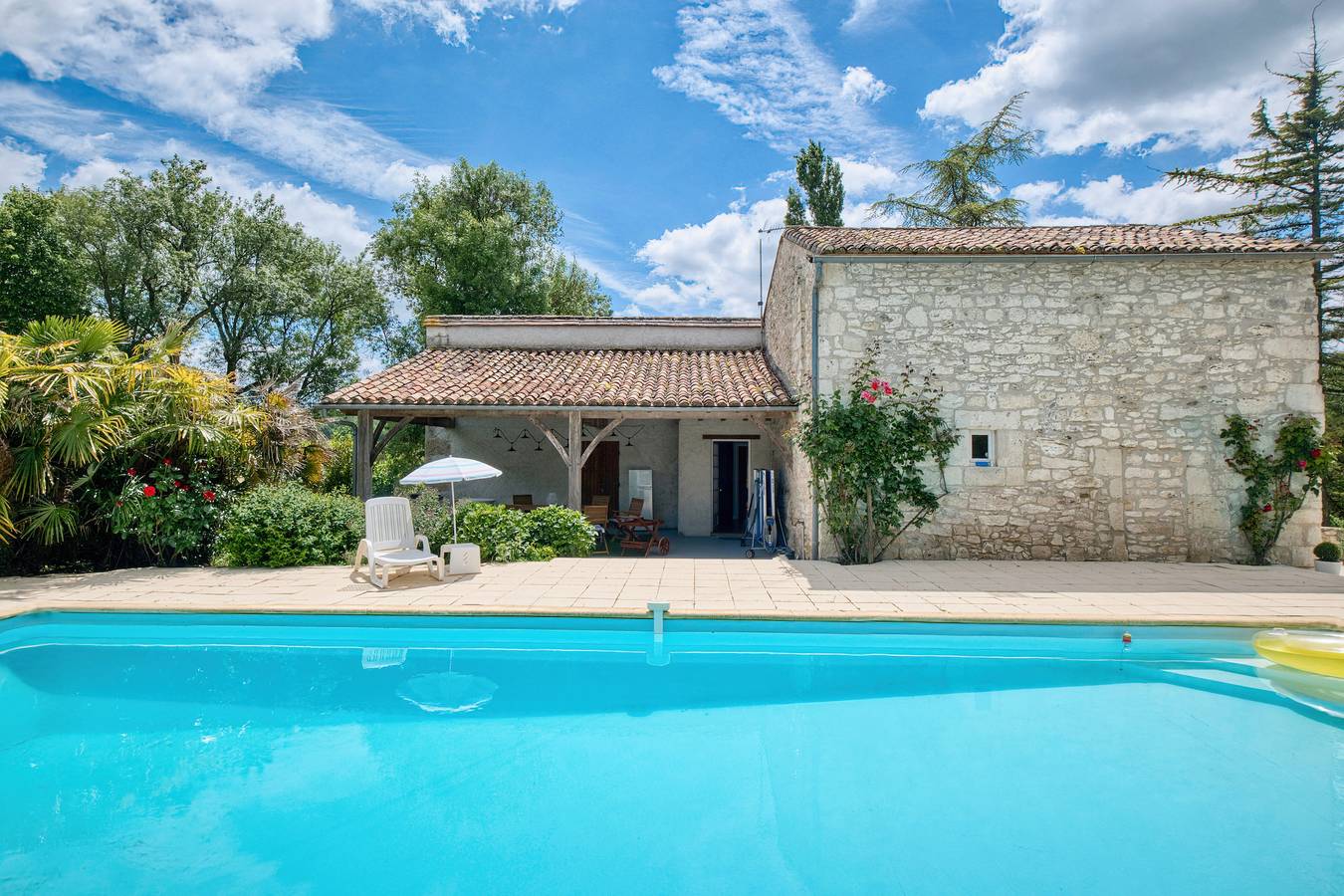 Maison en pierre avec piscine privée – 6 pers – Cœur des vignes de Bergerac in Cunèges, Périgord Pourpre