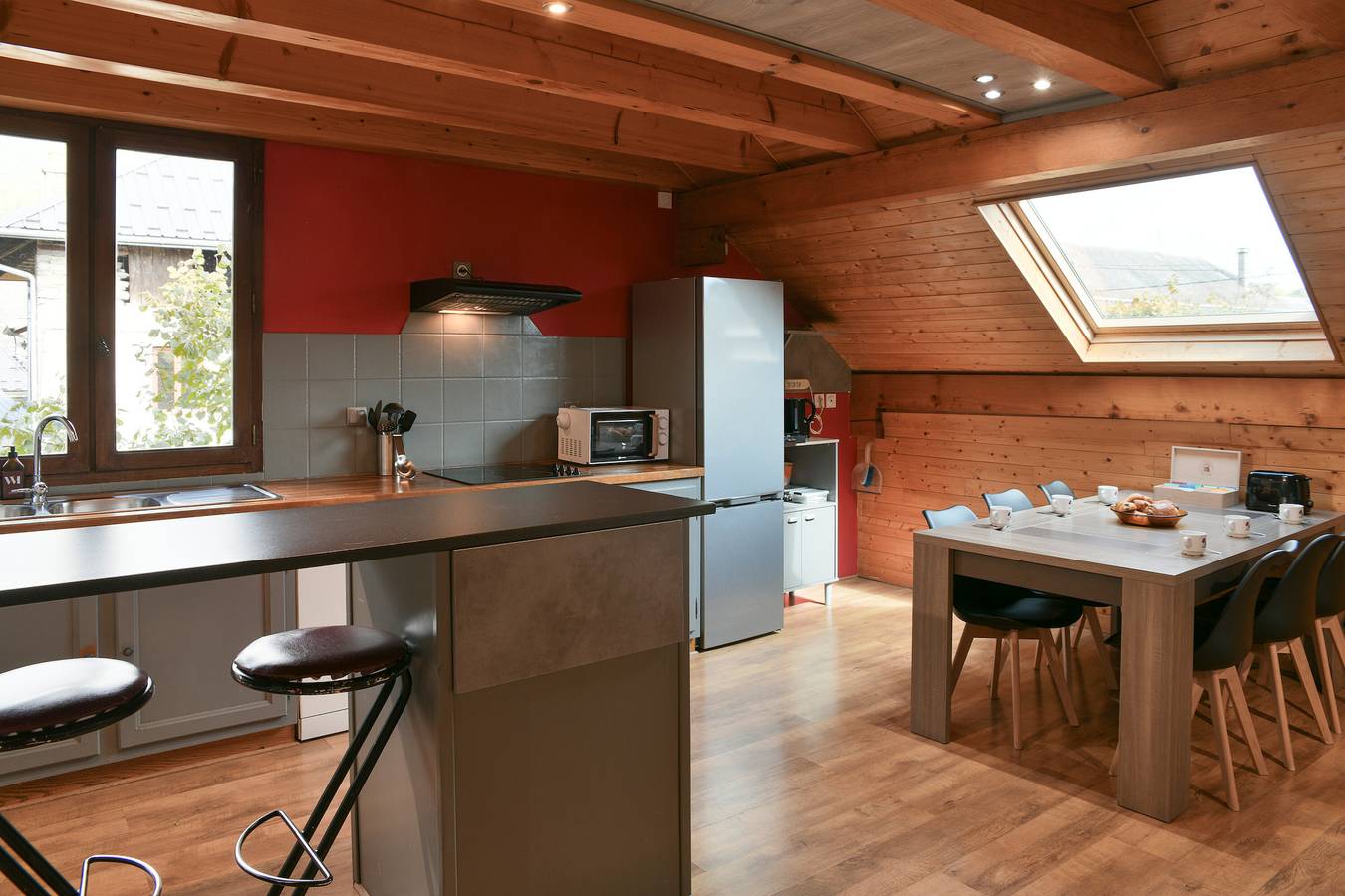 Appartement entier, Chez fred 201 - parking wifi- clg savoie in Saint-Pierre-d'Albigny, Région de Chambéry