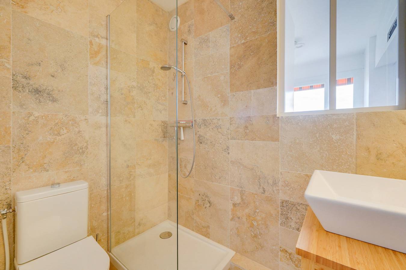 Apartamento entero, L'Urban Light - Superbe T2 avec Terrasse in Le Bouscat, Región de Burdeos