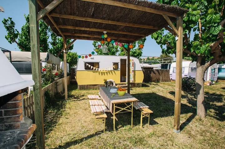 Bungalow für 4 Personen, mit Terrasse und Pool in Katalonien - 3