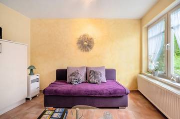 Ferienwohnung für 3 Personen, mit Sauna und Garten in Maring-Noviand