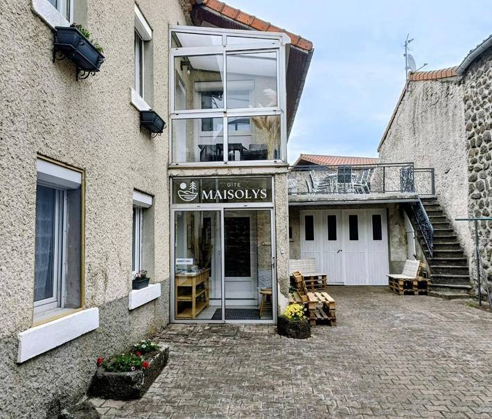 Location de vacances pour 12 personnes, avec Balcon et Terrasse dans Lac du Bouchet