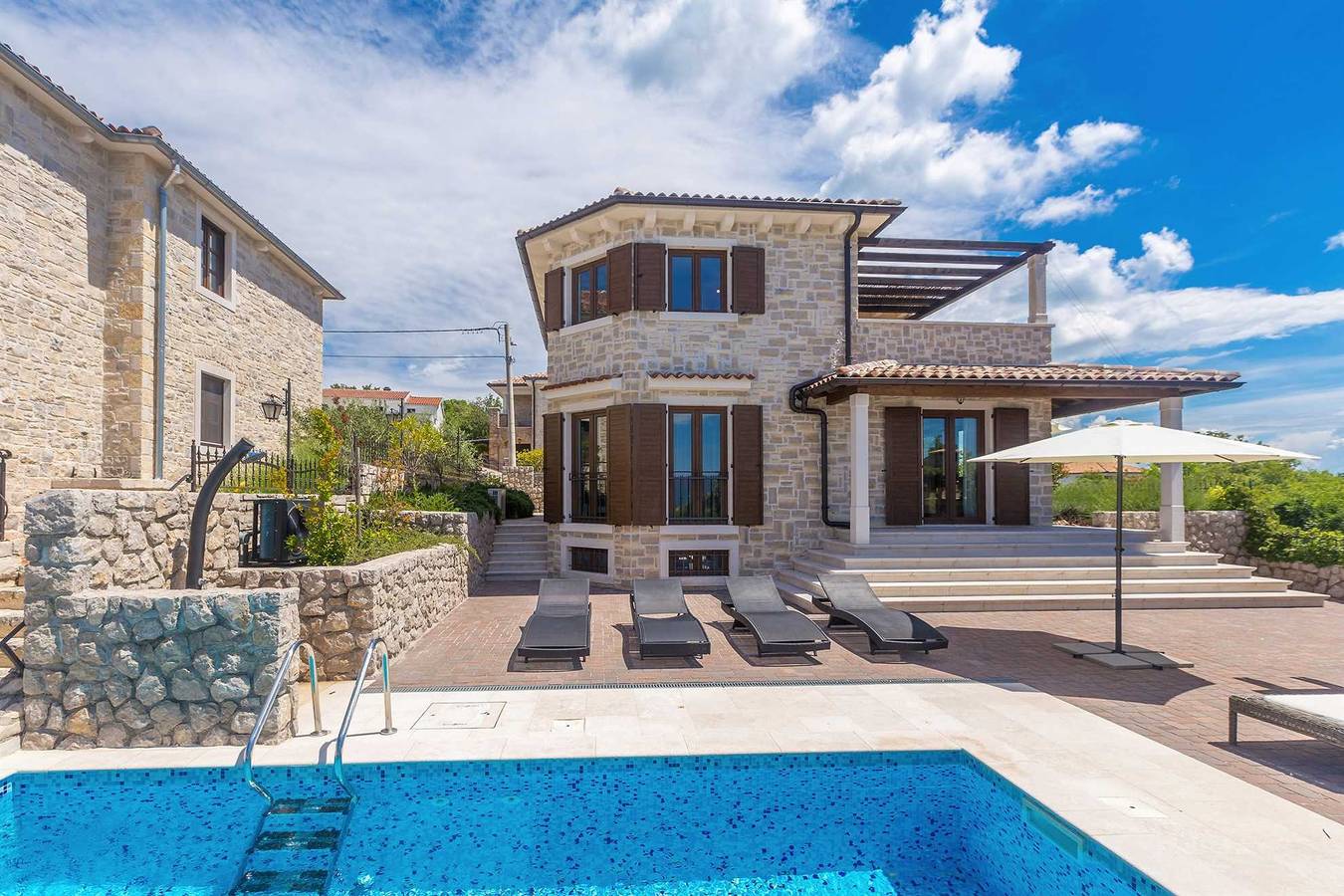 Villa Cavallo mit Pool und Meerblick in Linardici, Krk