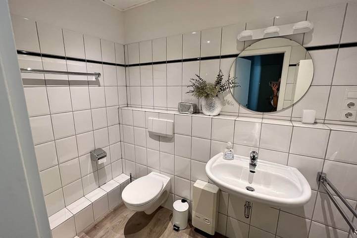 Ganze Wohnung, Living in Ohligs Studio in Solingen, Bergisches Land