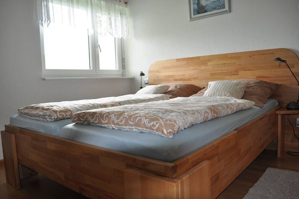 Ganze Wohnung, Ferienwohnung Schönberg 70qm, 2 Schlafräume, 1 - 7 Personen - Ferienwohnungen in Horben, Südschwarzwald