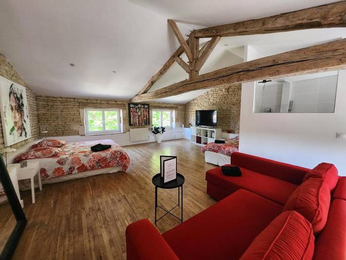 Location de vacances pour 5 personnes, avec jardin et vue ainsi que sauna et terrasse à Saint-Jean-de-Liversay - 4