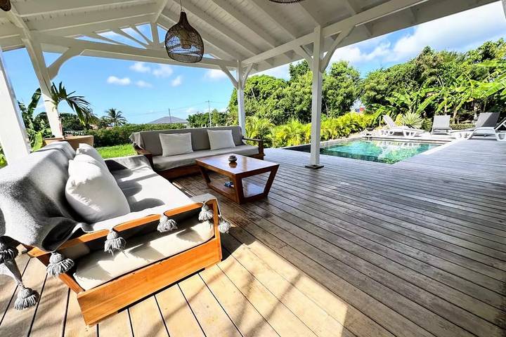 Location de vacances pour 6 personnes, avec jardin et piscine à Grand-Bourg - 3