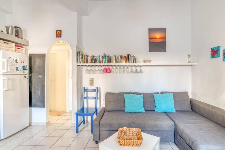 Location de vacances pour 11 personnes, avec jardin et terrasse dans Parikiá - 2