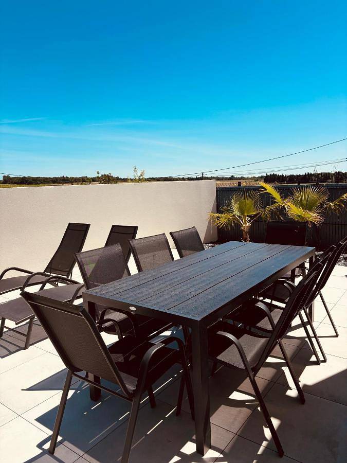 Location de vacances pour 7 personnes, avec jardin ainsi que piscine et vue à Pennautier - 4