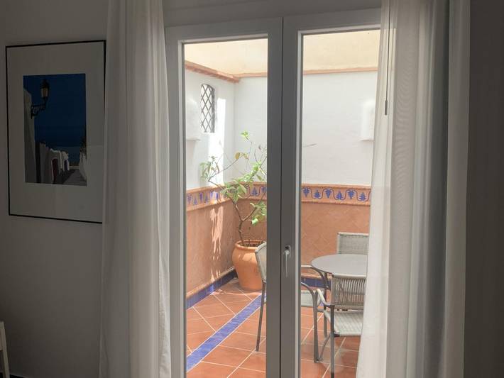 Apartamento vacacional entero, Modernos, céntricos, con parking gratuito y patio in Centro-Sagrario, Granada