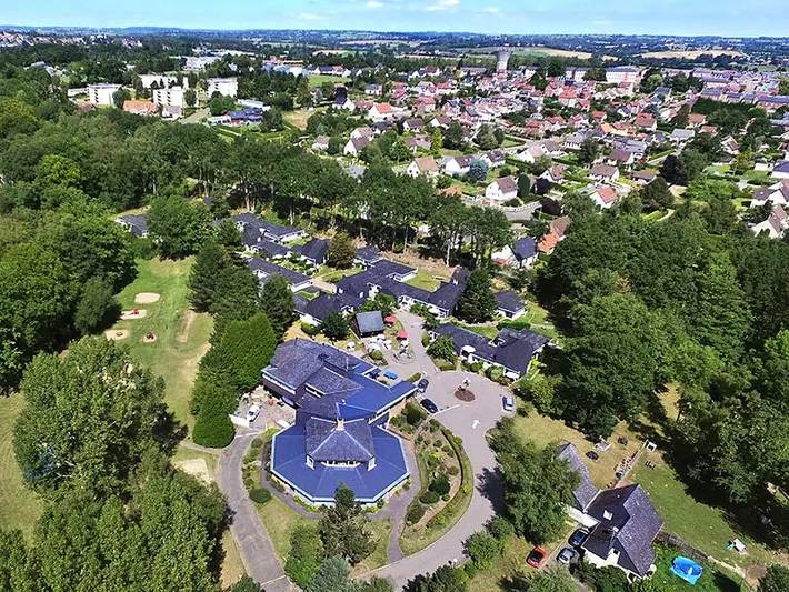 Gîte pour 7 personnes, avec piscine et terrasse à Forges-les-Eaux - 3