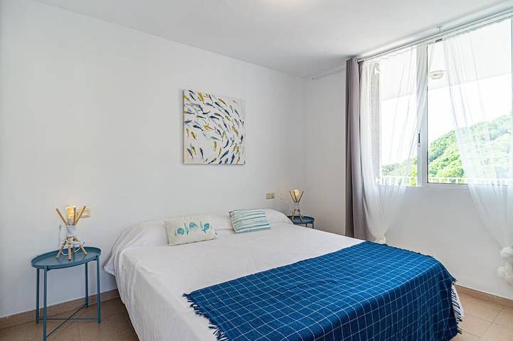 Apartamento entero, Apartamento con vistas al mar y acceso playa in Platja del Morer (Sant Pol de Mar), Sant Pol de Mar