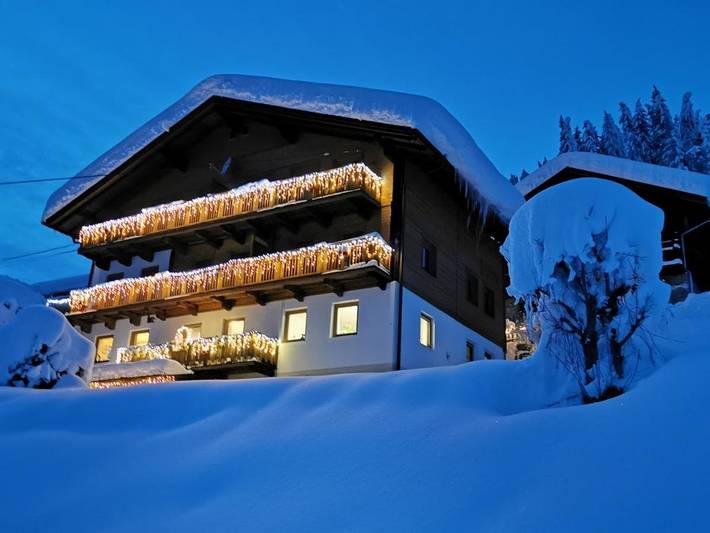 Ferienwohnung für 4 Personen, mit Ausblick und Garten in Sankt Jakob in Defereggen - 2