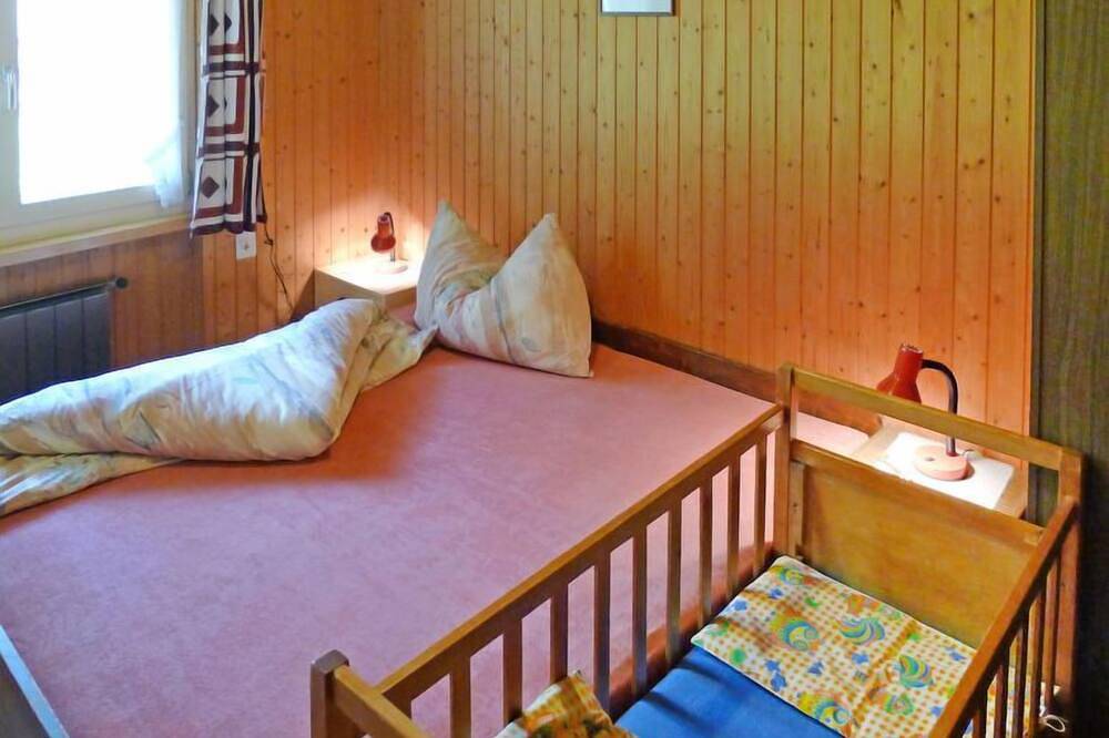 Appartement entier, Untertal by Interhome in Elm (Glaris), Glaris Sud