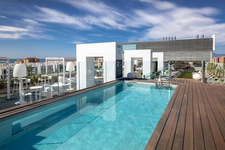 Hôtel pour 2 personnes, avec piscine et terrasse ainsi que sauna et jacuzzi