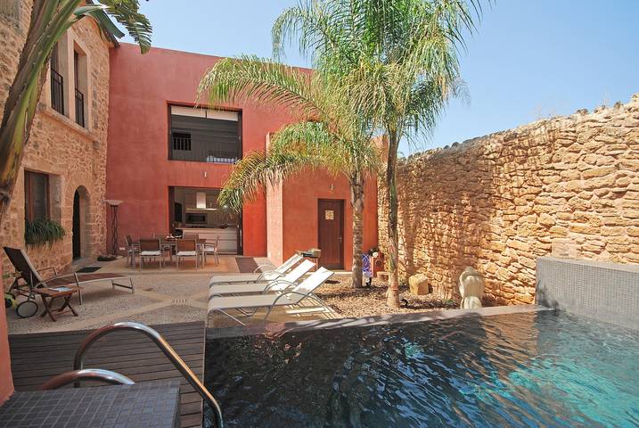 Casa rural para 6 personas, con Terraza y Jardín en Alcudia Casco Antiguo