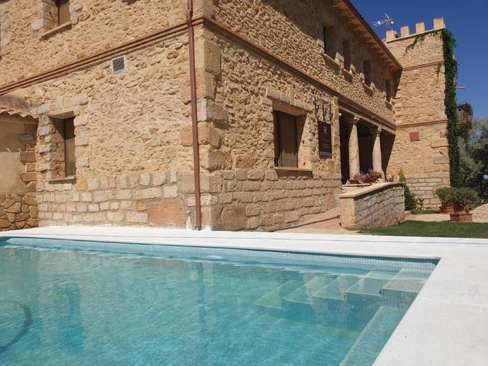 Casa rural para 27 personas, con terraza además de jardín y piscina en Ossa de Montiel - 3