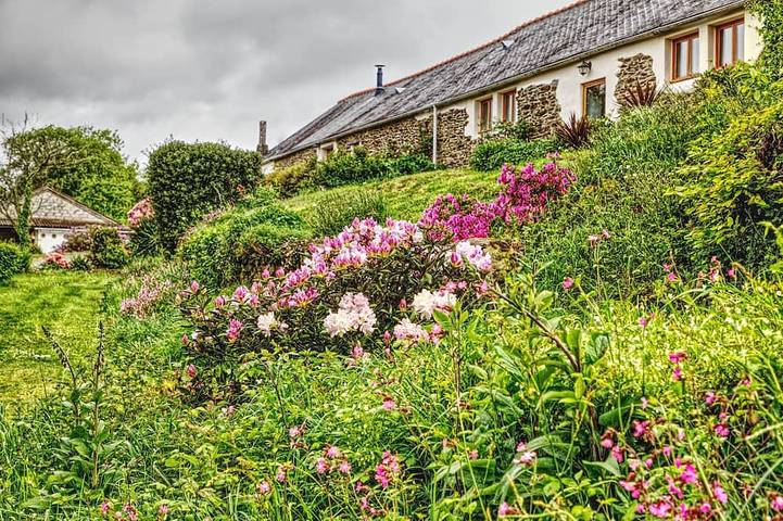 Gîte pour 2 personnes, avec jardin et terrasse à Lopérec - 3