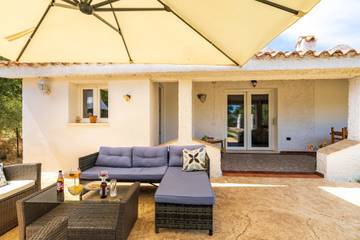 Casa Vacanza per 8 Persone in Marosini, Tertenia, Foto 1