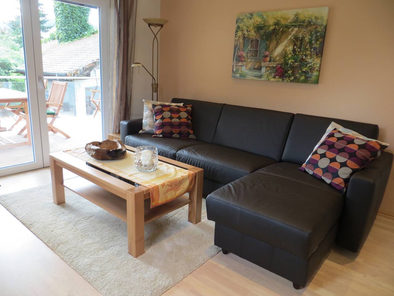Ganze Wohnung, Ferienwohnung 2, 65qm, balkon, 1 schlafzimmer, max. 4 personen in Grenzach-Wyhlen, Südschwarzwald