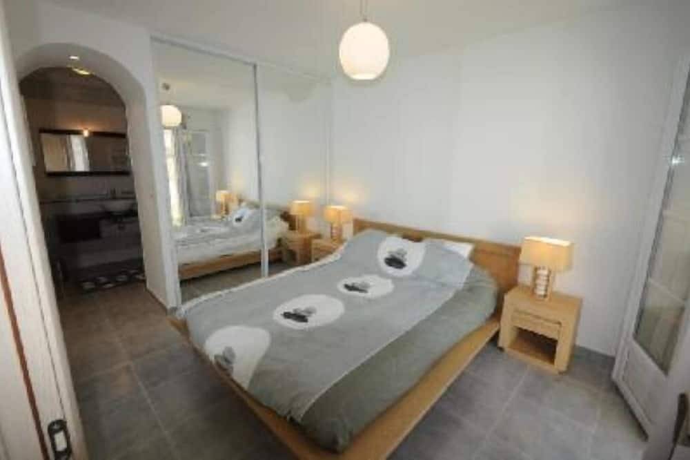Entire apartment, Apartment/ flat - Saint Florent in Saint-Florent, Calvi region