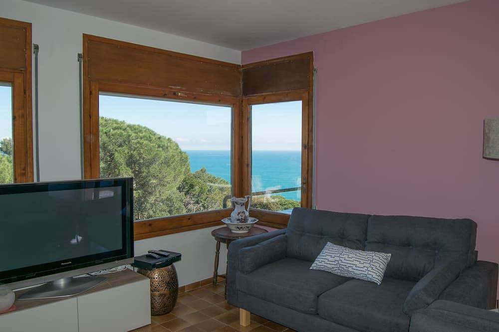 Ideal für große Familien, ruhige Wohngegend, Meerblick, Pool. in Begur, Costa Brava