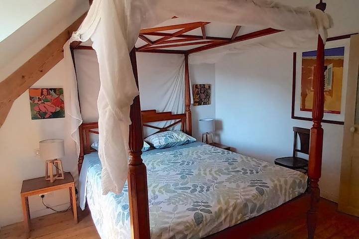 Gîte pour 4 personnes, avec jardin et piscine à Blaison-Gohier - 4