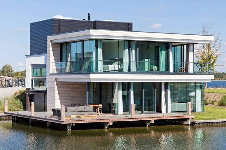 Ferienhaus für 12 Personen, mit Balkon und Garten