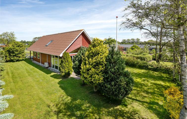 Ferienhaus für 8 Personen mit Terrasse in Skaven Strand, Ringkøbing Fjord