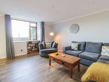 Log Cabin for 4 People in Ayrshire, Lowlands, Photo 4